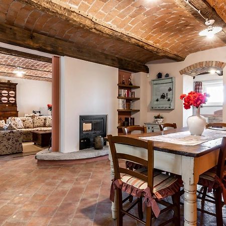 Villa Annunziata 코스티글리올레 다스티 외부 사진