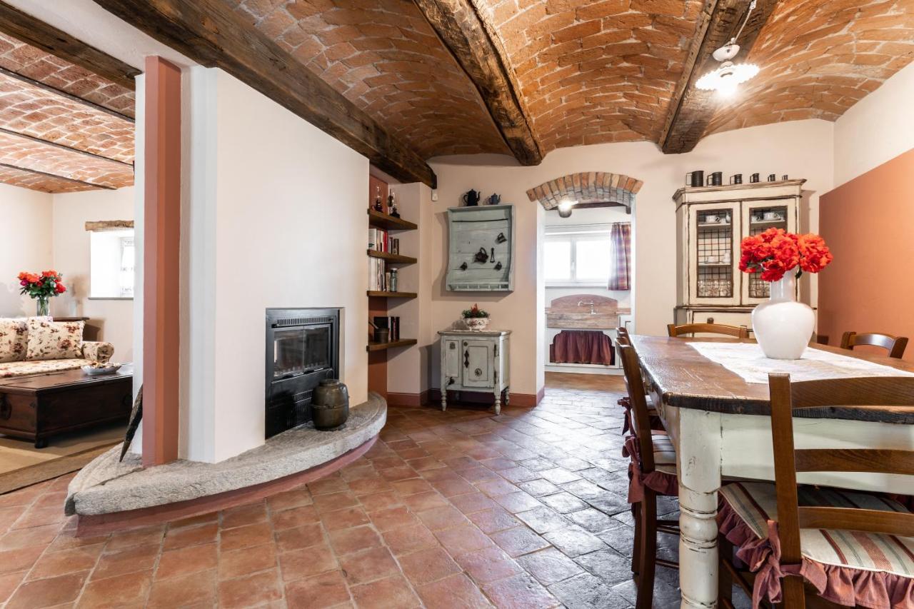 Villa Annunziata 코스티글리올레 다스티 외부 사진